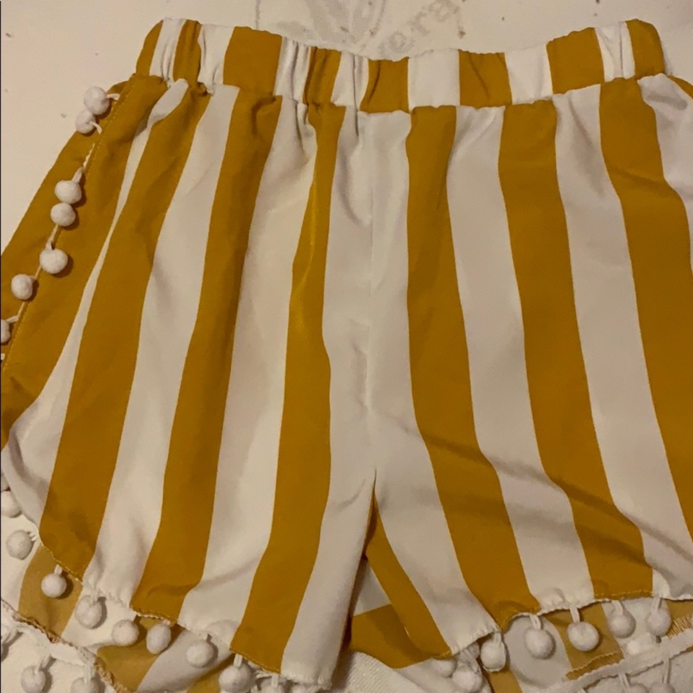SHEIN shorts w/ little Pom on the side & bottom